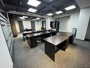 марч центр: Аренда офисов, 70 м², В бизнес центре — 1