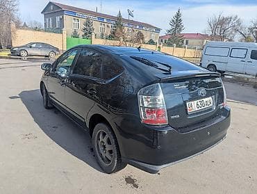 купить машину в рассрочку бишкек: Toyota Prius: 2005 г., 1.8 л, Автомат, Гибрид, Хэтчбэк — 5