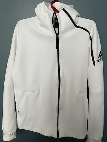 Прокат одежды: Толстовка с капюшоном adidas, белая, на молнии. Особенности: - Прямой — 2