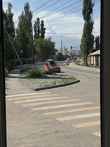 первый линия: Сдаю помещение НА ПЕРВОЙ ЛИНИИ в аренду очень хорошая локация есть — 7