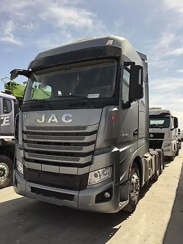 Тягач, JAC, 2020 г., Тентованный