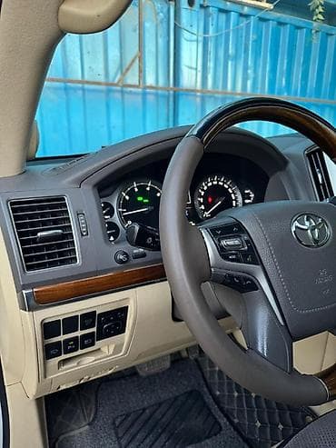ford courier: Toyota Land Cruiser: 2016 г., 4.6 л, Автомат, Газ, Внедорожник — 5