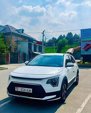 Kia Niro: 2018 г., 1.6 л, Автомат, Гибрид, Кроссовер — 1