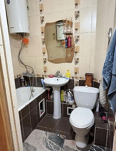 osh flat: 3 комнаты, 60 м², 104 серия, 5 этаж, Требуется ремонт — 5