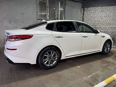 iveco dayli: Kia K5: 2019 г., 2 л, Автомат, Газ, Седан — 6