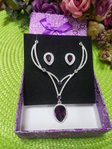 свадебные платья с закрытыми плечами: Комплект бижутерии от Avon — 1