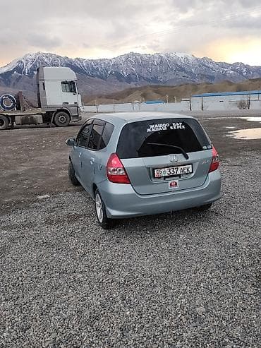 авто ру кыргызстан бишкек: Honda Fit: 2002 г., 1.3 л, Автомат, Бензин, Хетчбек — 1