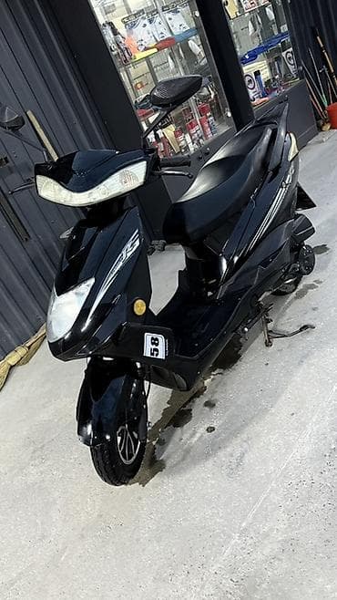 скутеры велосипеды: Скутер City 50/80 (аналог Honda Dio/ZX) в стильном черном цвете — 3