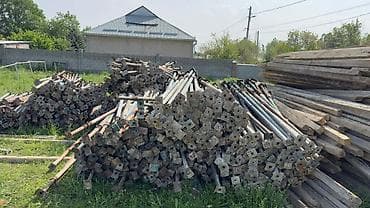 Строительные телескопические стойки (винтовые домкраты) для опалубки