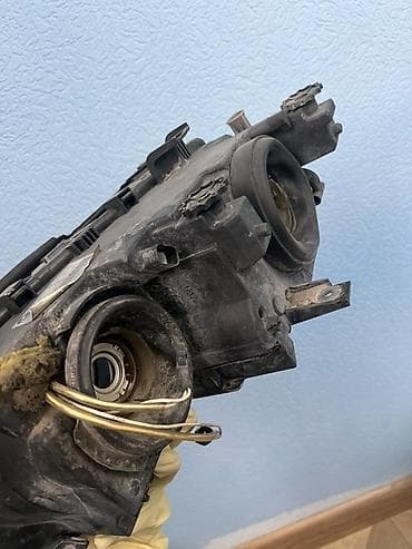 e46 bmw: Передняя левая фара BMW 2004 г., Оригинал — 2