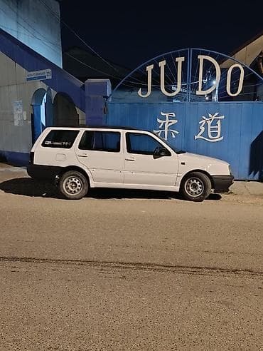 es 2017: Volkswagen Golf Variant: 1993 г., Универсал — 2