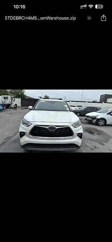 Toyota Highlander: 2021 г., 2.5 л, Автомат, Гибрид, Кроссовер at lalafo.kg Toyota Highlander: 2021 г., 2.5 л, Автомат, Гибрид, Кроссовер