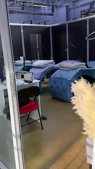 Студийные места для бьюти-мастеров - Отдельная рабочая зона в общем