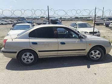 кузов автомобиля: Hyundai Elantra: 2006 г., Механика, Седан — 5