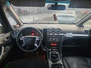 ford transit 2003: Ford S-MAX: 2014 г., Минивэн — 7