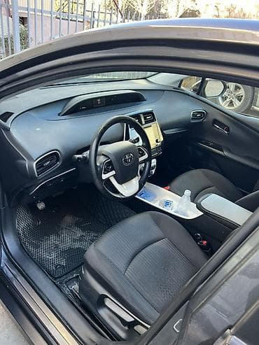 коврик приус: Toyota Prius: 2016 г., 1.8 л, Автомат, Гибрид, Хэтчбэк — 2