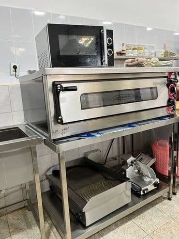 продаю оборудование для кафе: Изделия из нержавейки, стол холодильник, стол кондитерский, стол — 8