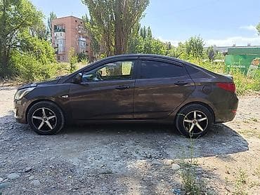 eafc 25: Hyundai Solaris: 2016 г., 1.4 л, Механика, Газ, Седан — 2