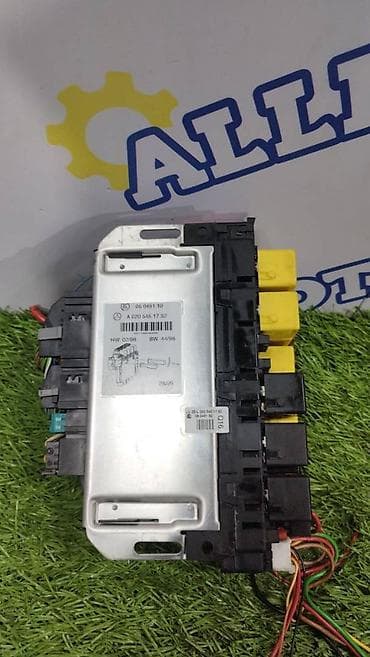 s500: Mercedes-Benz S500 W220 v-5.0 2000 год блок Sam A — 1