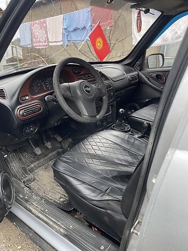 сидения нива: Chevrolet Niva: 2003 г., 1.7 л, Механика, Бензин, Кроссовер — 8