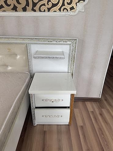 Мебельные гарнитуры: Шкаф-купе с зеркальной и глянцевой дверьми + двухъярусная — 7