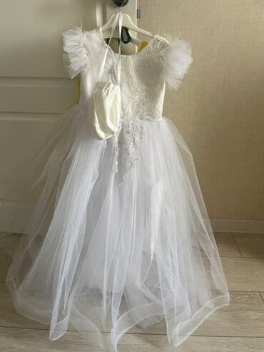 Детское платье, цвет - Белый