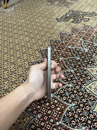 акумулятор на айфон: IPhone 15 Pro, Natural Titanium, 82 % — 4