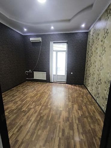 3 комнаты, 53 м², Сталинка, 2 этаж, Косметический ремонт