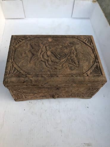 Продаю шкатулку (деревянную, ручная работа), длина-14см., ширина-9см. at lalafo.kg Продаю шкатулку (деревянную, ручная работа), длина-14см., ширина-9см.