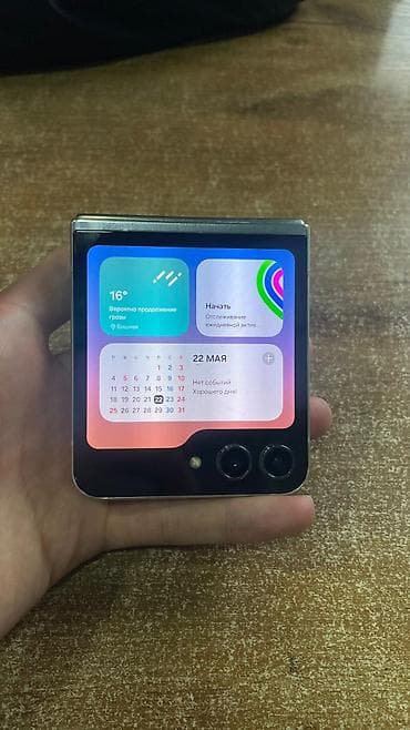 самсунг зет флип 4: Samsung Z Flip 5 5G память 512/12 в хорошем состоянии все чётко — 6