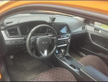2017: Hyundai Sonata: 2017 г., Газ, Седан — 4