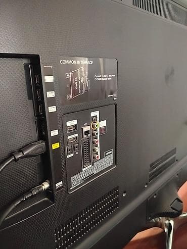 red square keyrox: Телевизор Samsung UE48H6400AK - Диагональ 48" (122 см), LED — 3