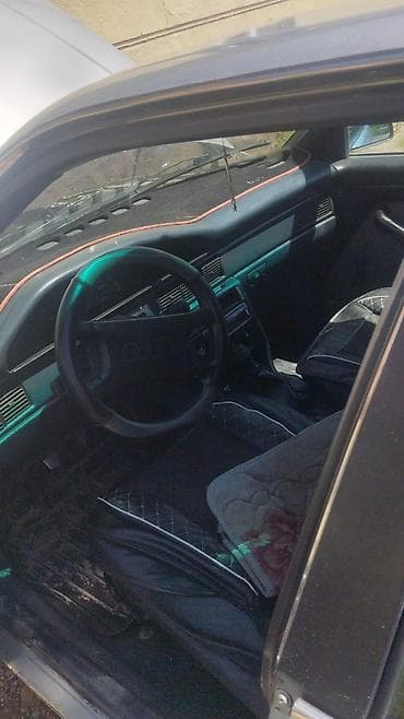 Унаа: Audi 100: 1990 г., Кол менен иштөөчү, Бензин, Универсал — 3