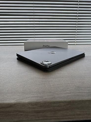 iphone 9: Планшет, Apple, память 128 ГБ, 10" - 11", 5G, Б/у, Классический цвет - Черный — 6