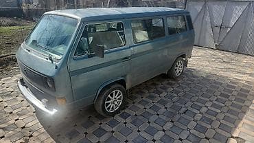 Volkswagen Caravelle: 1985 г., 1.8 л, Механика, Бензин, Минивэн