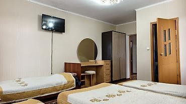 гостиницу: Гостевой дом на Иссык-Куле, SaliHouse, Чолпон-Ата, 7 мест, Посуточно — 1