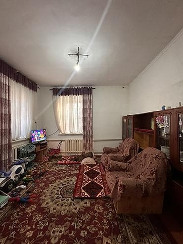 дом плюс: 📍 В селе Кызыл-Туу продается дом на участке 5 соток, 55 кв.м. 🏡Дом — 9