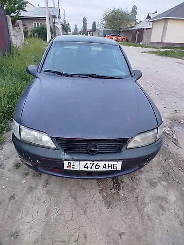 такса парк ош: Opel Vectra: 1996 г., Седан — 3