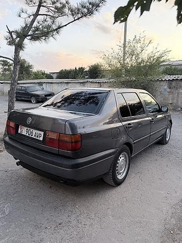 crv rd1: Volkswagen Vento: 1994 г., 1.8 л, Механика, Бензин, Седан — 4
