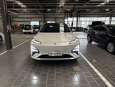 byd bot 384: Changan : 2025 г., 1.5 л, Вариатор, Гибрид, Лифтбек — 1