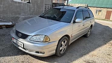 Toyota Avensis: 2001 г., 2 л, Механика, Дизель, Универсал