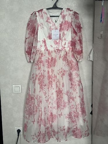 Блузкалар: Кече көйнөктөрү — 1