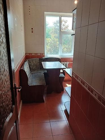 2 бөлмө, 53 м², 105-серия, 3 кабат, Эски ремонт — 9