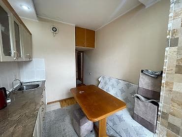 12: 3 комнаты, 63 м², 106 серия, 4 этаж — 8
