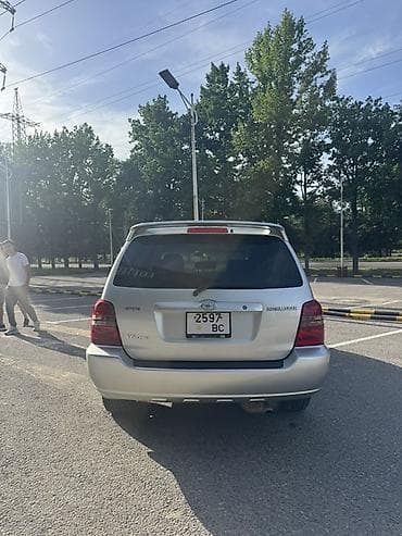 Унаа сатуу: Toyota Highlander: 2003 г., 3 л, Автомат, Бензин, Кроссовер — 4