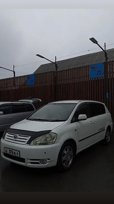 rav4 2010: Toyota Ipsum: 2002 г., 2.4 л, Автомат, Бензин, Минивэн — 3