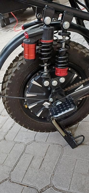 розовый самокат: Продаю электроскутер. разгоняется до 55км с двойным амортизатором — 6