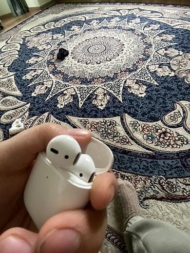 Аксессуары для мобильных телефонов: Apple AirPods (2‑е поколение) с зарядным кейсом - Оригинальные — 5