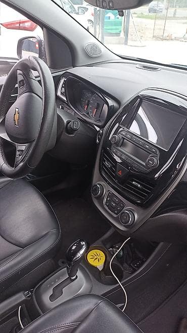 купить шевроле спарк: Chevrolet Spark: 2019 г., 1 л, Автомат, Бензин, Хэтчбэк — 8