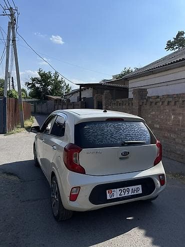 Продажа авто: Kia Picanto: 2019 г., 1 л, Автомат, Хэтчбэк — 6
